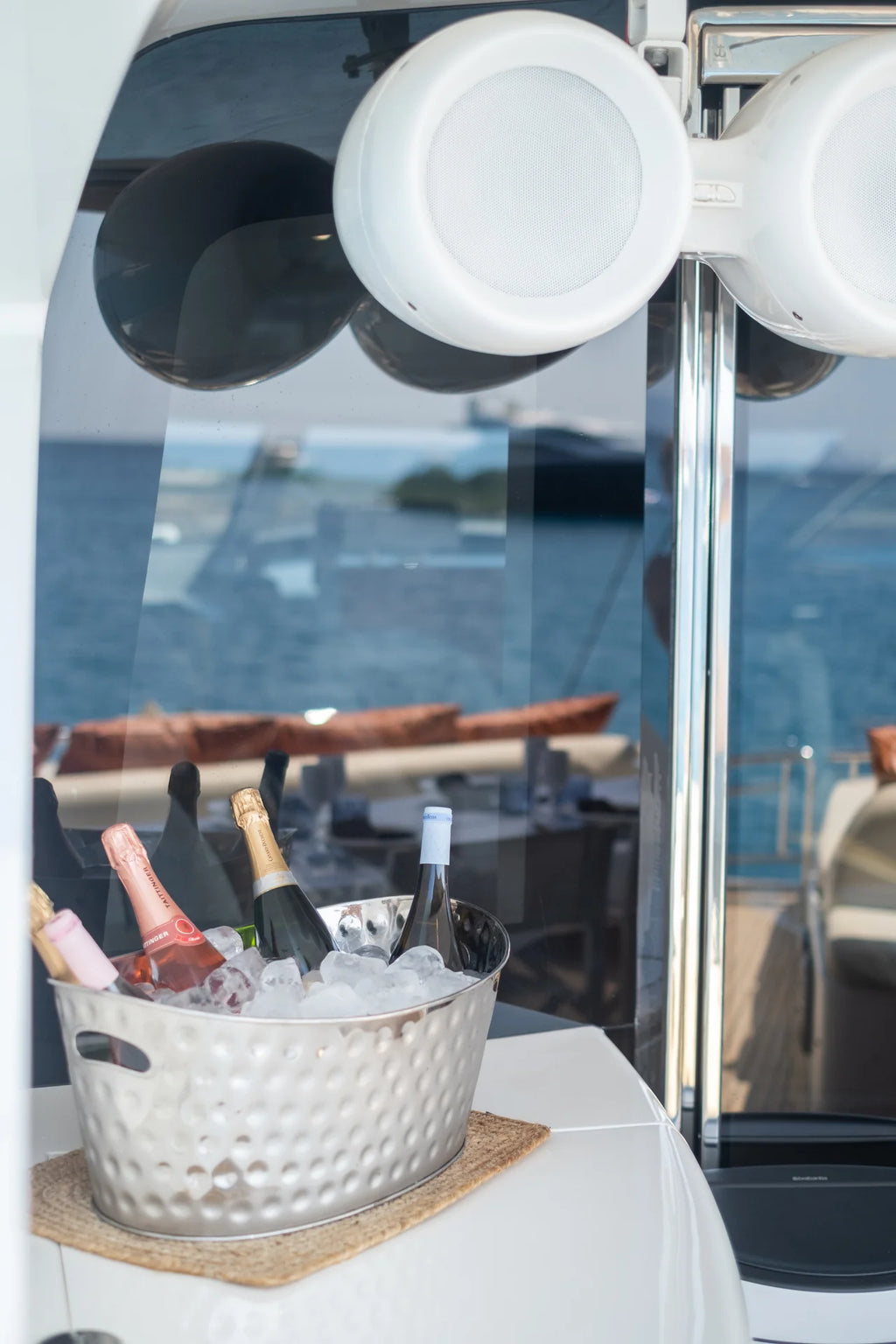 Canados 90 - FUNKYTOWN